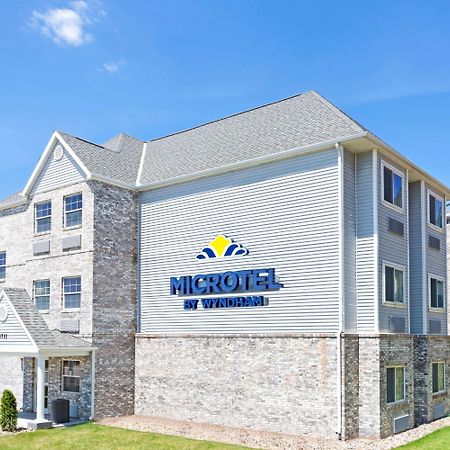 Microtel Inn & Suites Urbandale Екстериор снимка